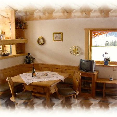 Ferienapartments Reusch Sankt Martin am Tennengebirge Room photo
